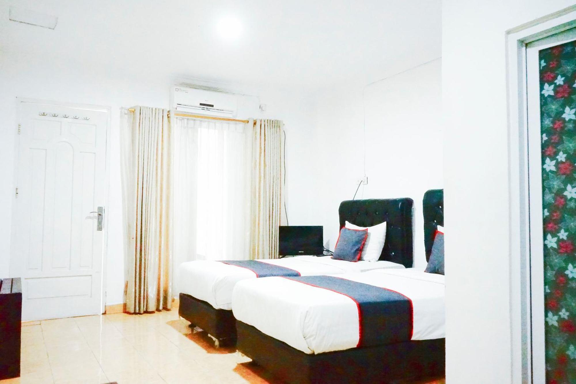 Hotel O Padang City Center Near Pantai Padang Formerly Hotel Siti Nurbaya Eksteriør billede